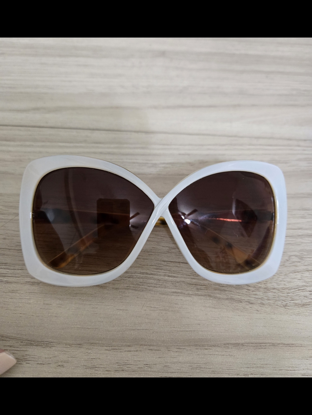 White Oversized Women's Sunglasses with Brown Lenses